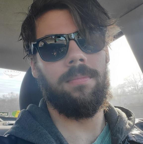 Meet your Posher, Jonathan - Picture 1 of 1